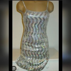 Girls Novelty Silver Sequin Wave Satin Slip Stretch Dress Size Large